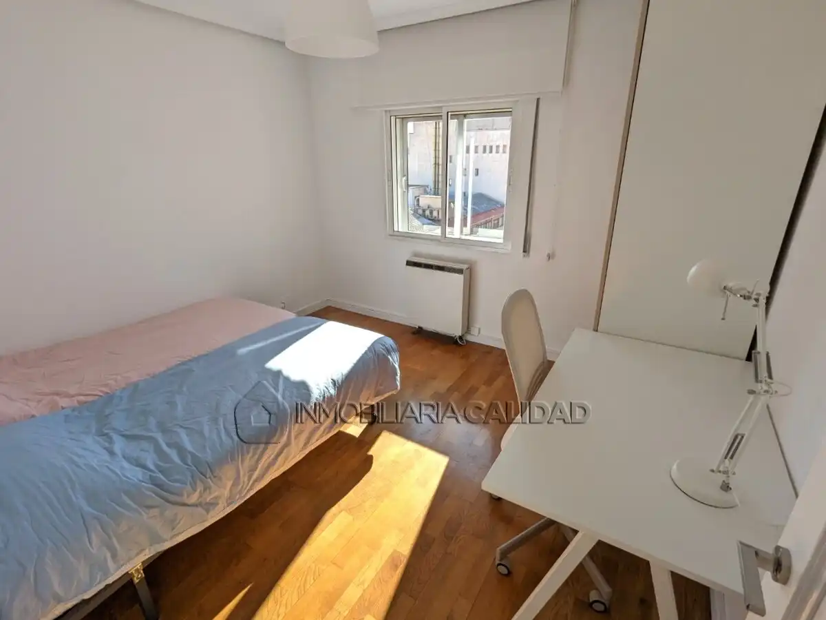 Habitación de Piso de alquiler en Burgos con Calefacción y Amueblado