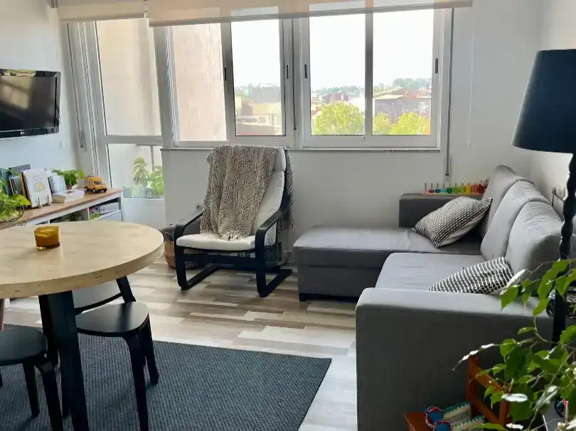 Wohnzimmer von Wohnungen zur Miete in Arzúa mit Parkett, Möbliert und Balkon