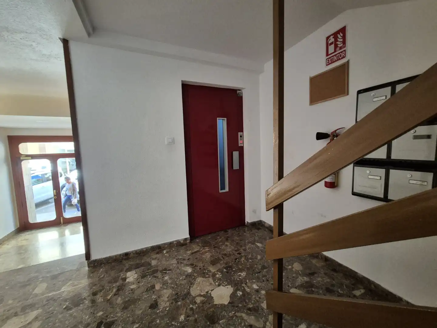 Wohnung zum Verkauf in Foios mit Terrasse und Balkon