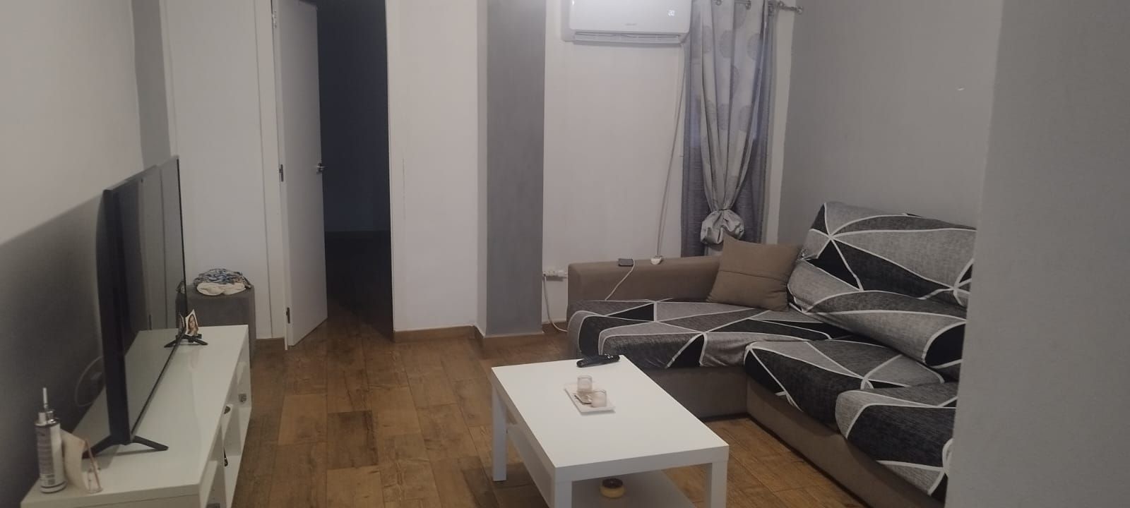 Sala de estar de Piso en venta en  Sevilla Capital