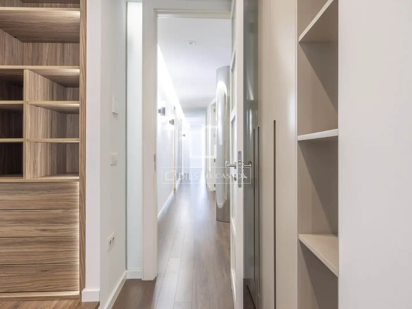 Flat for rent in Valencia  with Air Conditioner, Heating and Parquet flooring