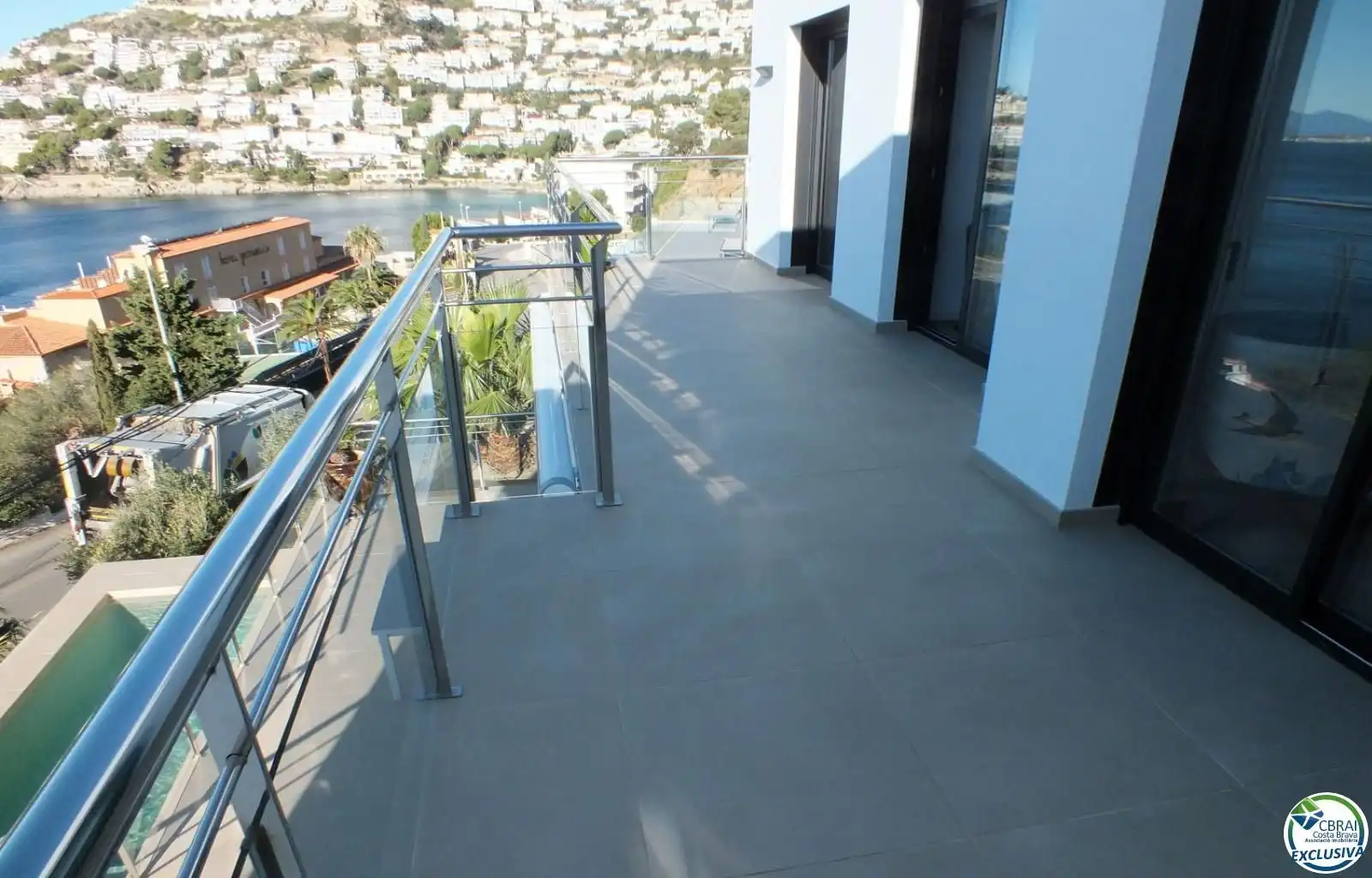 Terrassa de Casa o xalet en venda en Roses amb Aire condicionat, Jardí privat i Piscina