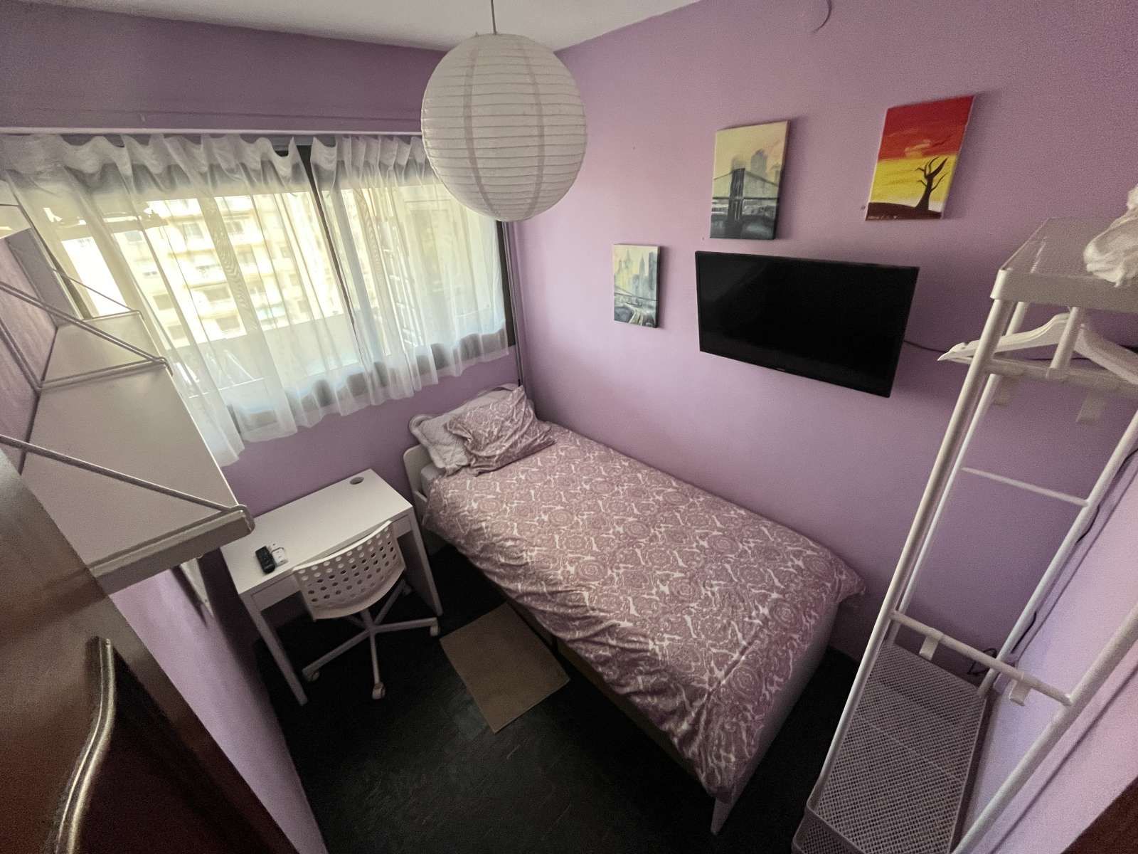 Bedroom of Flat to share in  Barcelona Capital  with Air Conditioner and Terrace