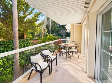 Apartamento con piscina en venta en Ponent