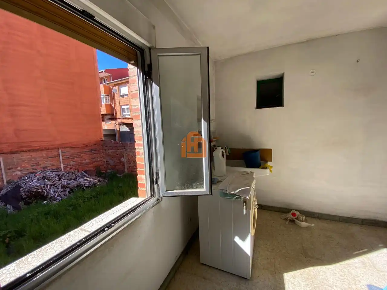 Terraza de Casa o chalet en venta en León Capital  con Jardín privado y Trastero