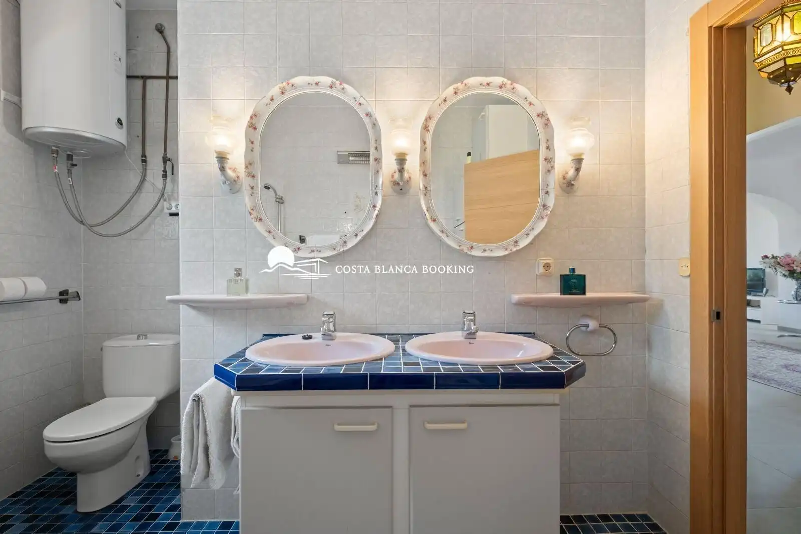 Baño de Casa o chalet en venta en L'Alfàs del Pi con Terraza, Trastero y Piscina