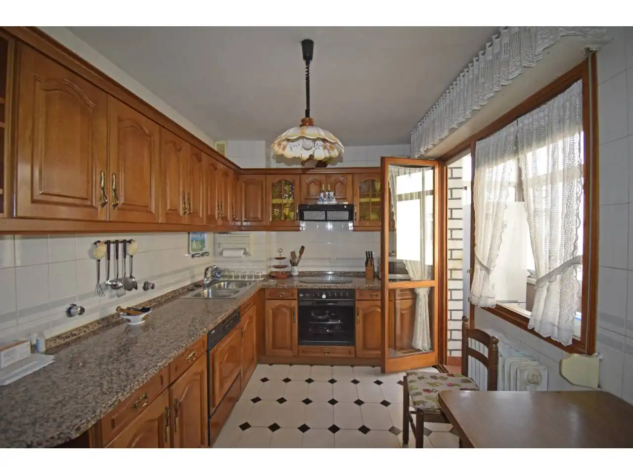 Cocina de Piso en venta en León Capital  con Calefacción, Parquet y Terraza