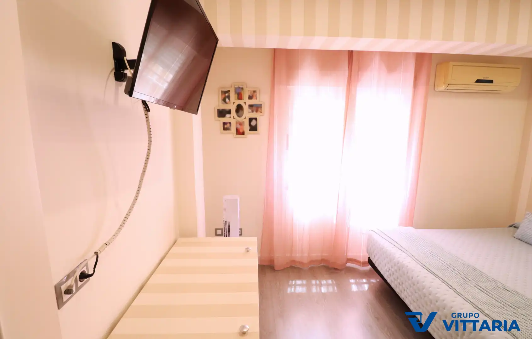Flat for sale in Calle Judía, Plaza de Toros - Santa Rita