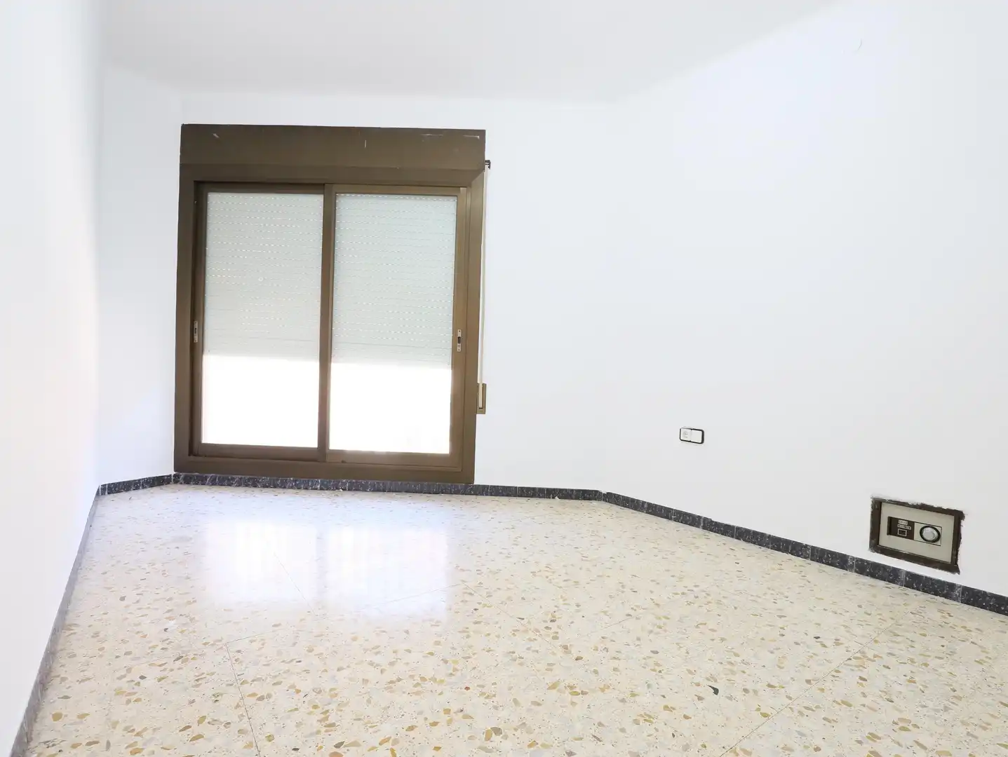 Piso en venta en Esplugues de Llobregat con Balcón