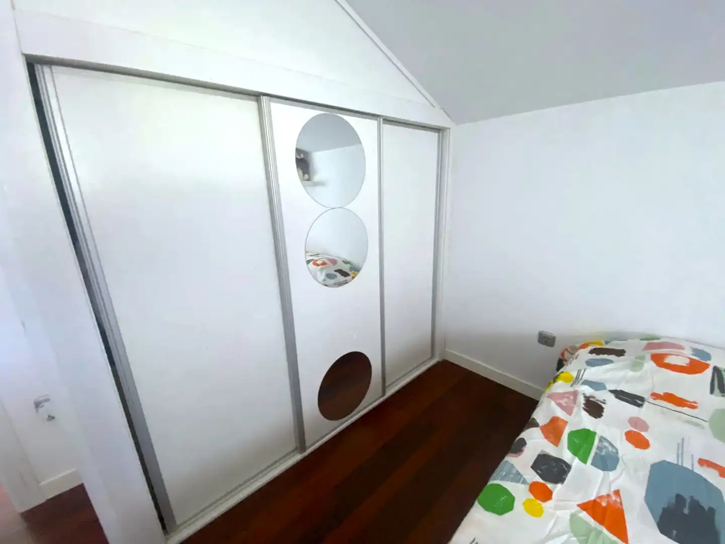 Bedroom of Houses for sale in Castro-Urdiales  with Heating, Private garden and Parquet flooring