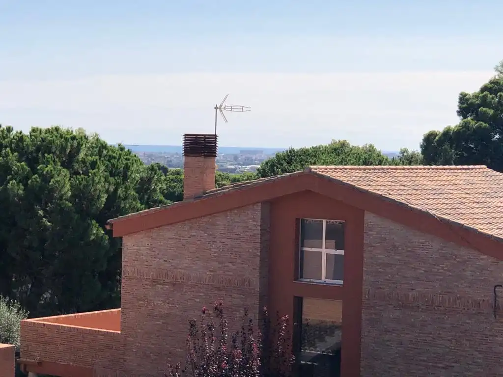 Vista exterior de Casa adosada de alquiler en Godella con Calefacción y Piscina