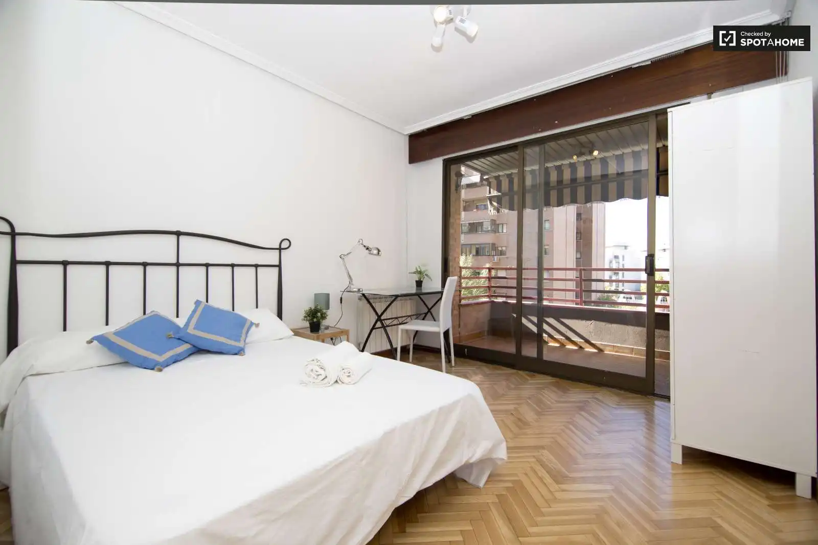 Room in Madrid, Madrid