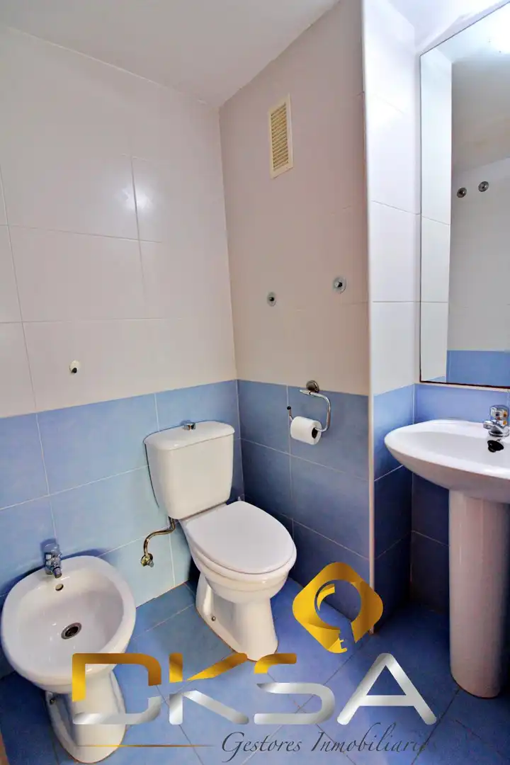 Bany de Àtic en venda en Oropesa del Mar / Orpesa amb Aire condicionat, Calefacció i Jardí privat