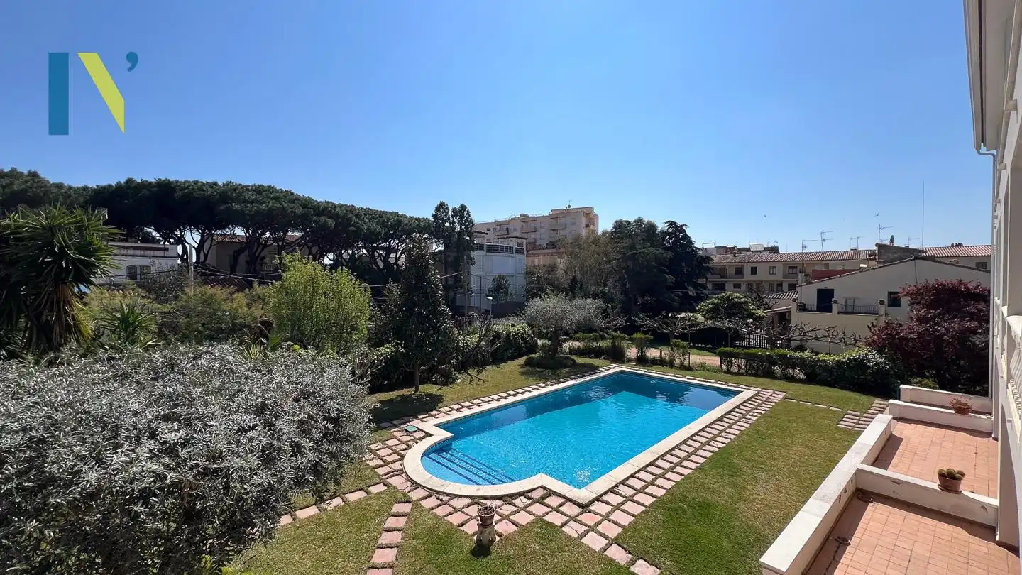 Schwimmbecken von Wohnung zur Miete in Castell d'Aro, Platja d'Aro i s'Agaró mit Klimaanlage und Terrasse