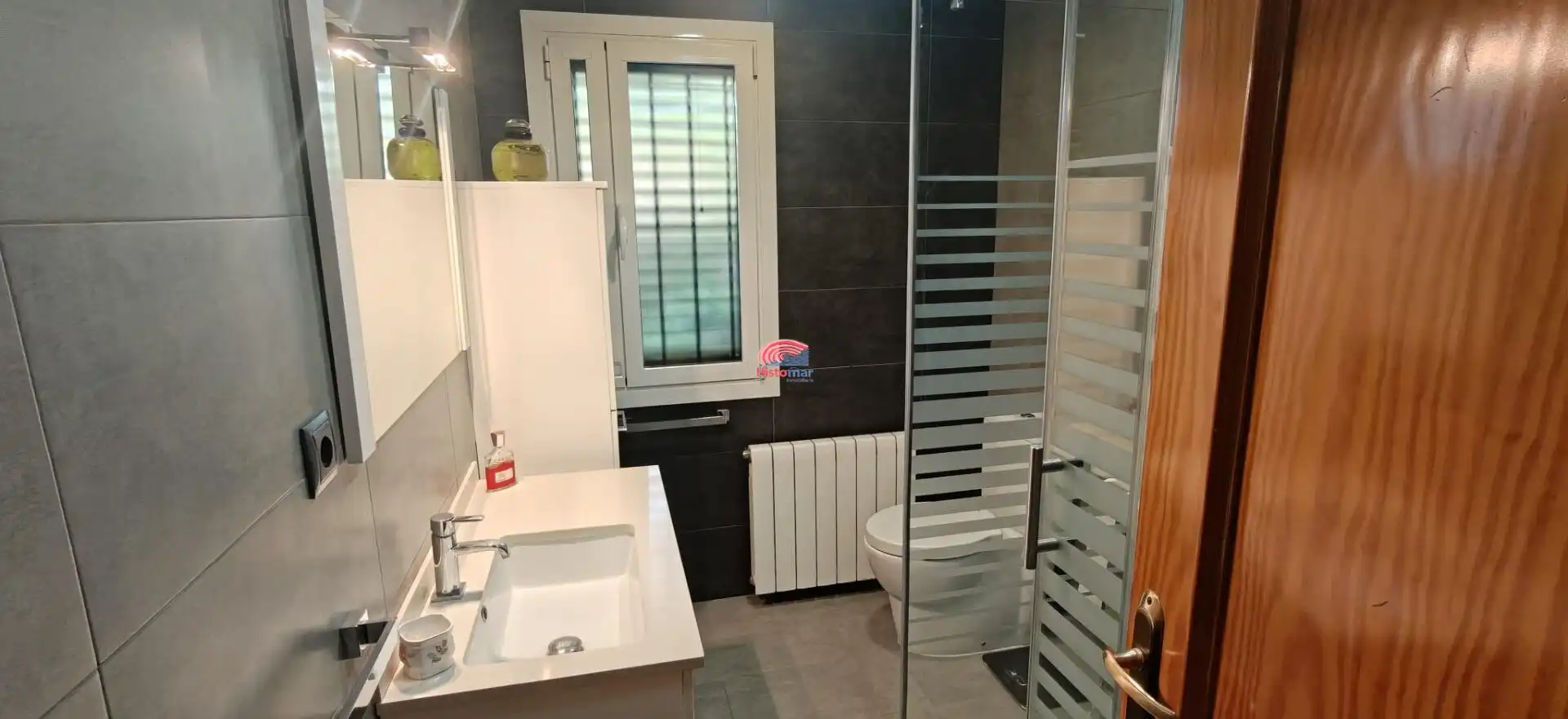 Bathroom of Houses for sale in Sagunto / Sagunt  with Air Conditioner, Heating and Private garden