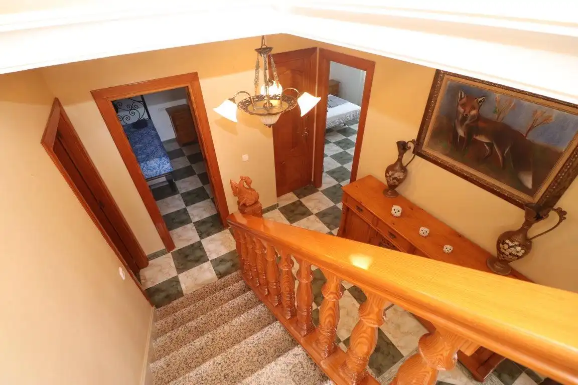 Casa o chalet de alquiler en Guaro con Jardín privado, Terraza y Trastero