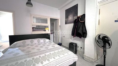 Foto 3 de Piso en venta en Valdeacederas, Madrid Capital