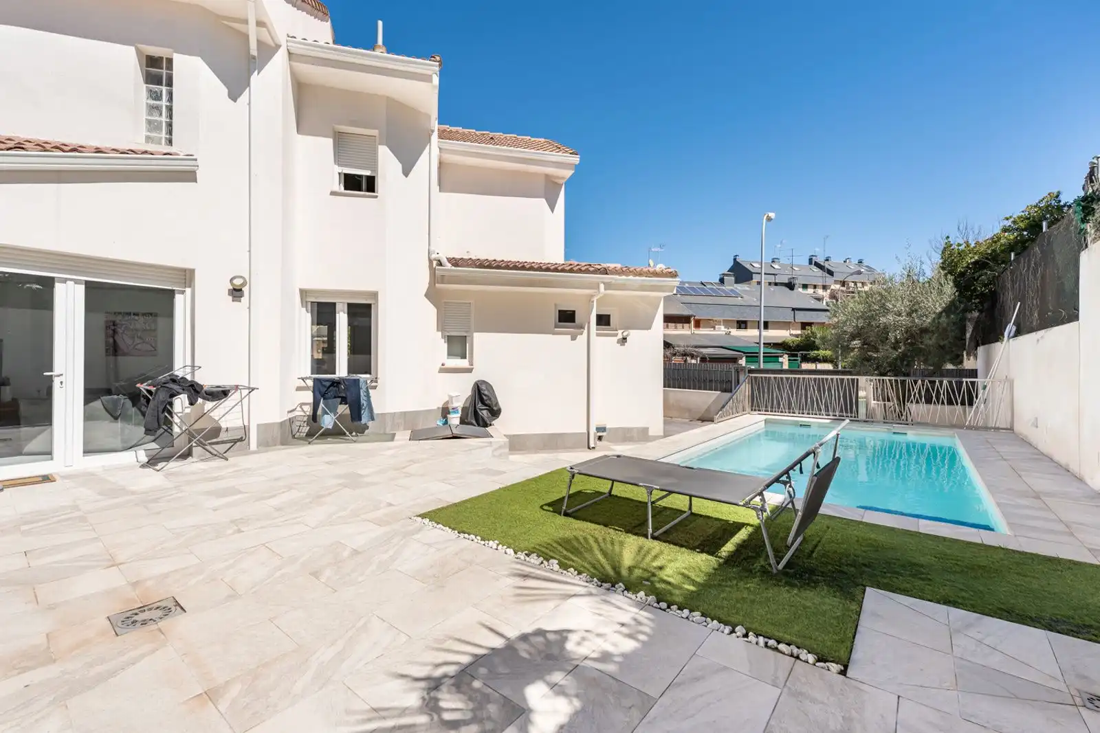 Piscina de Casa o xalet de lloguer en Pozuelo de Alarcón