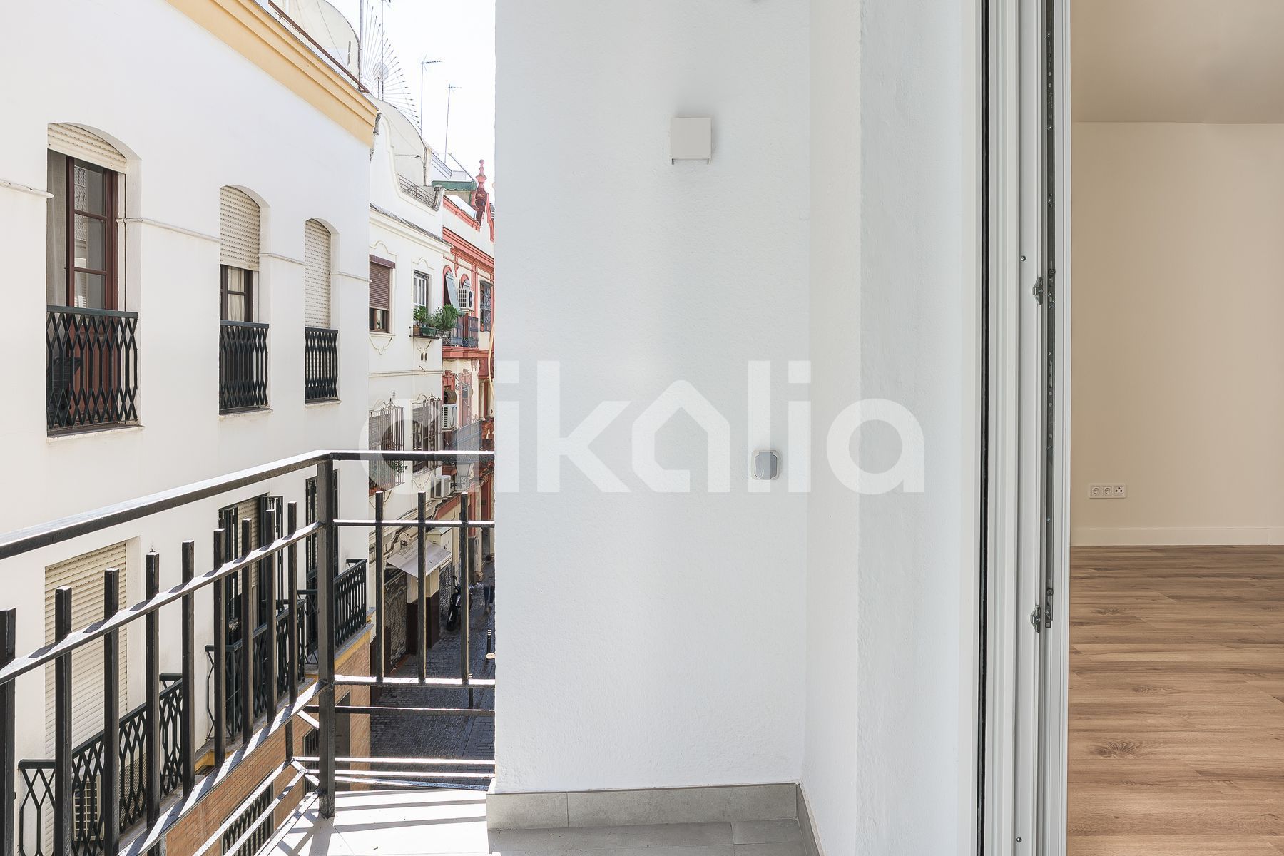 Bedroom of Flat for sale in  Sevilla Capital  with Air Conditioner, Terrace and Storage room