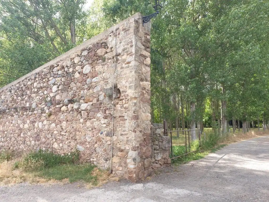 Vista exterior de Terreno en venta en Castejón de Sos