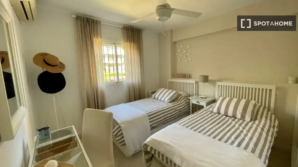 Bedroom of Apartments for share in Mijas  with Air Conditioner, Heating and Terrace