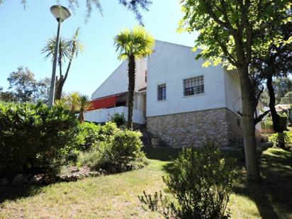 Garden of House or chalet for sale in Valdeaveruelo  with Swimming Pool