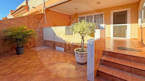 Foto 3 de Casa adosada en venda a  Holanda, Corinto - Almarda, Sagunto / Sagunt