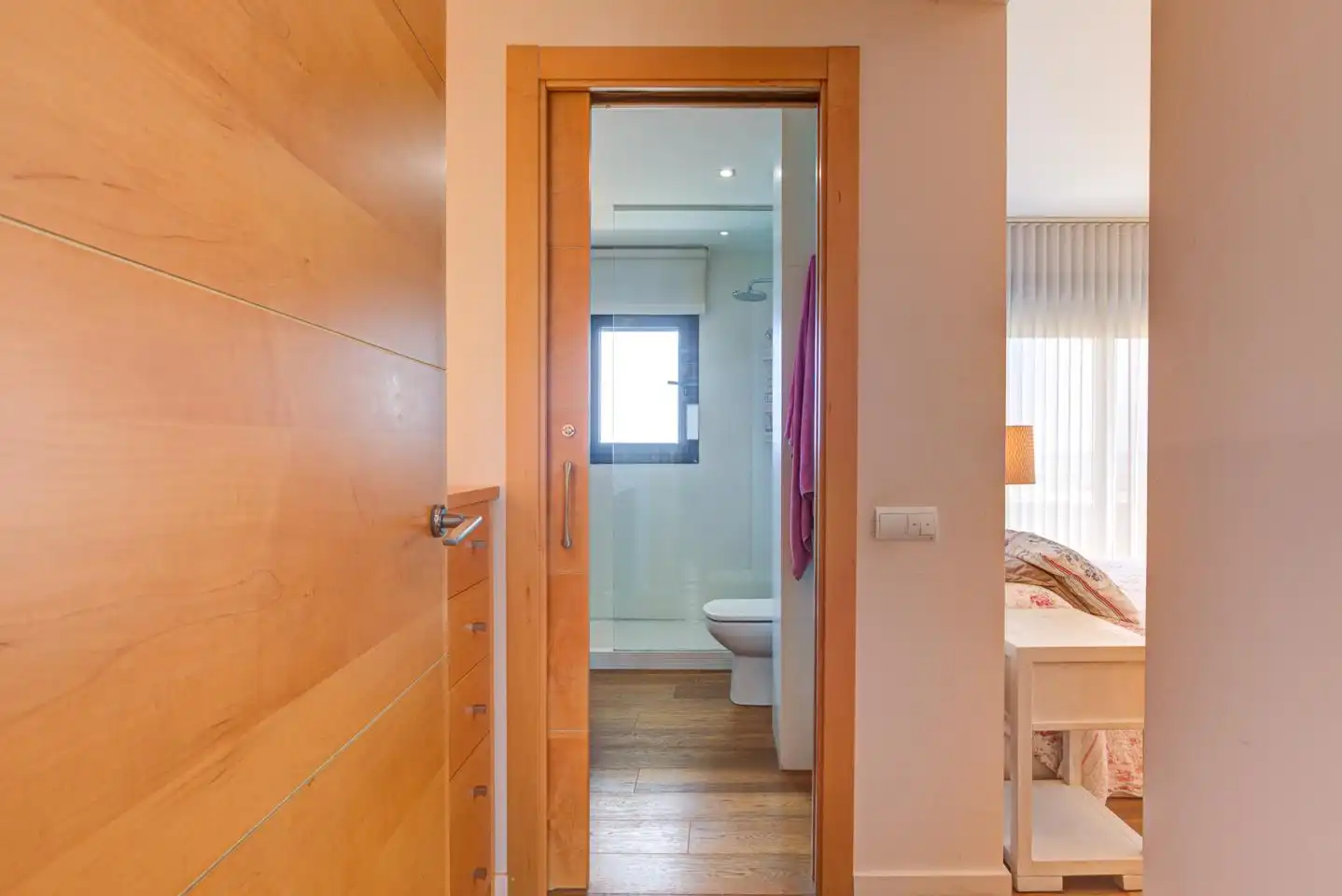 Badezimmer von Haus oder Chalet zum Verkauf in Castelldefels mit Klimaanlage, Heizung und Privatgarten