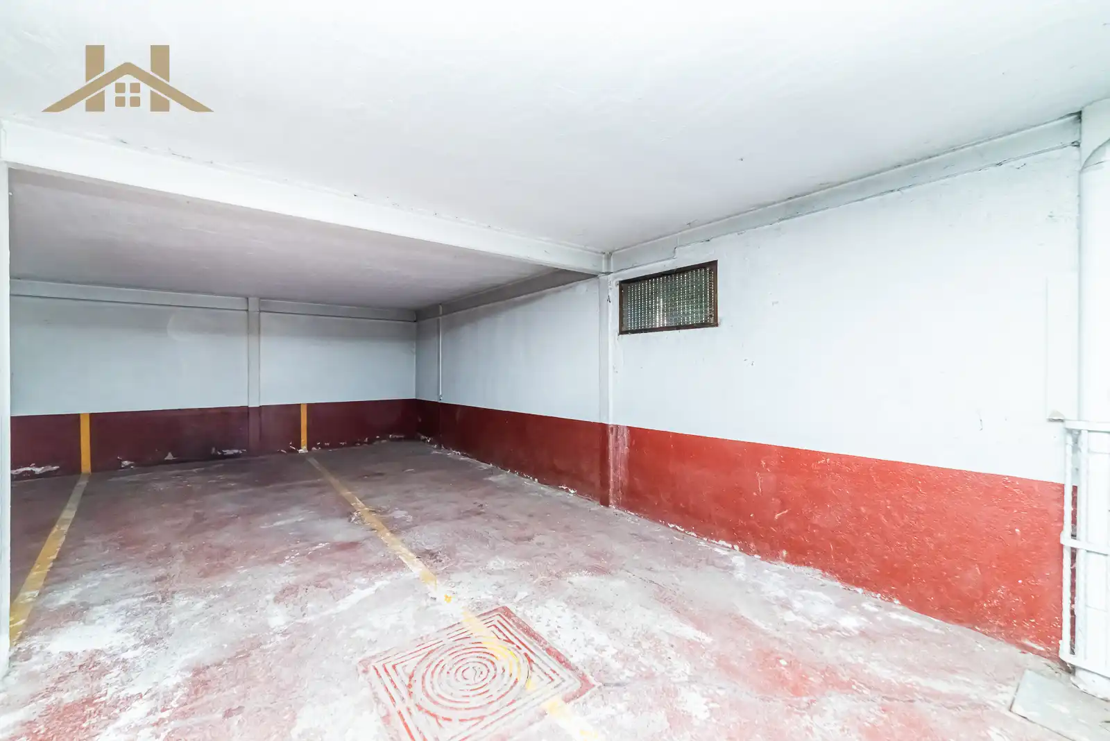 Aparcament de Pis en venda en San Lorenzo de El Escorial amb Calefacció, Parquet i Terrassa