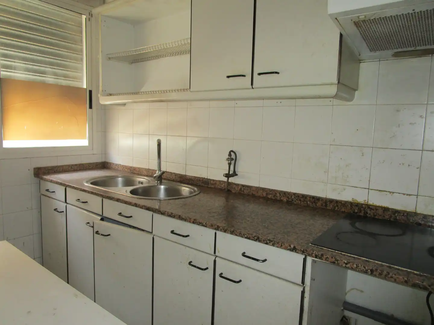 Cocina de Local de alquiler en Santiago de Compostela  con Terraza y Amueblado