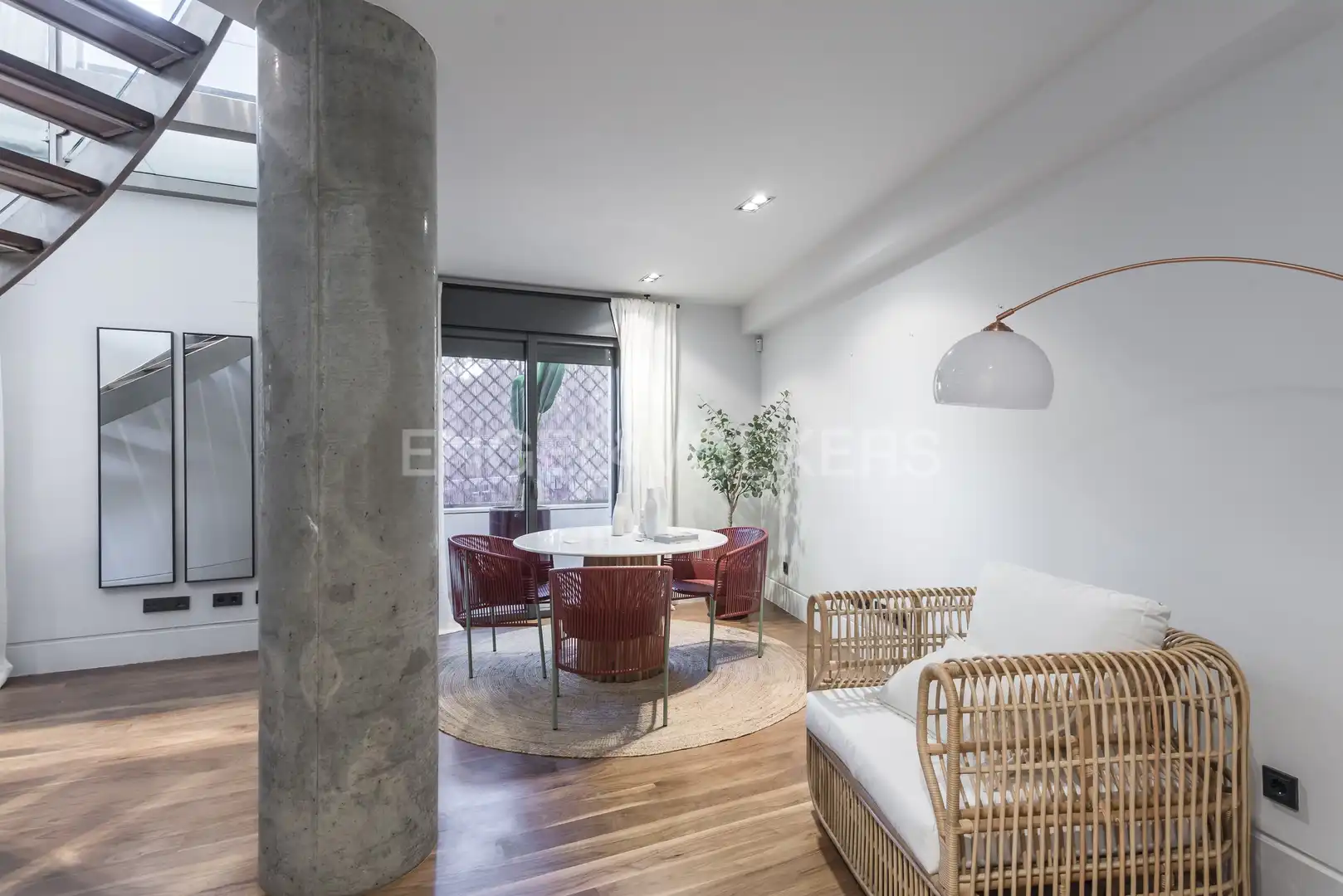Sala de estar de Apartamento de alquiler en Madrid con Aire acondicionado, Calefacción y Terraza