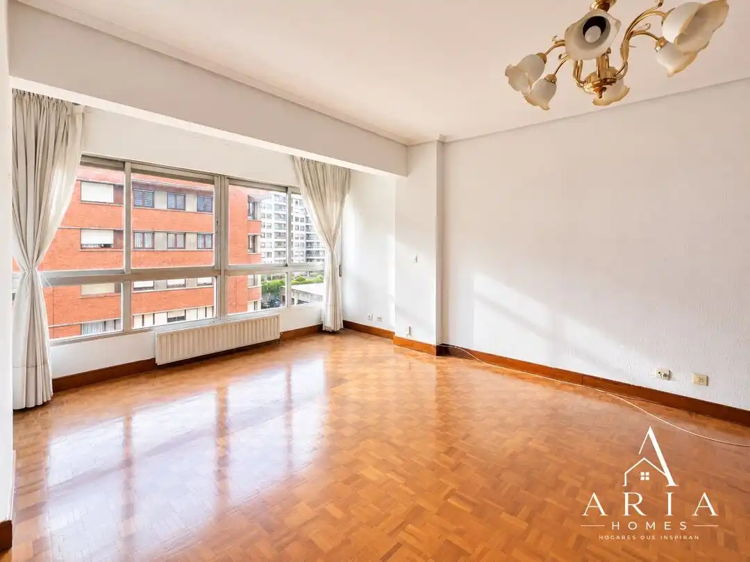 Piso con ascensor en venta en Saratsate Musikariaren Kalea, imagen 3