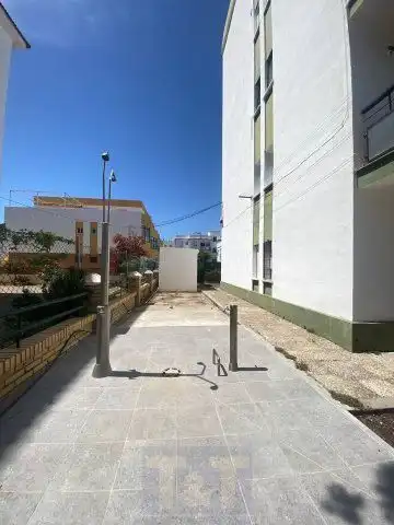 Aparcament de Apartament en venda en La Antilla amb Aire condicionat i Moblat