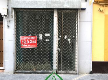 Local comercial en venta en Calle Palacios 30
