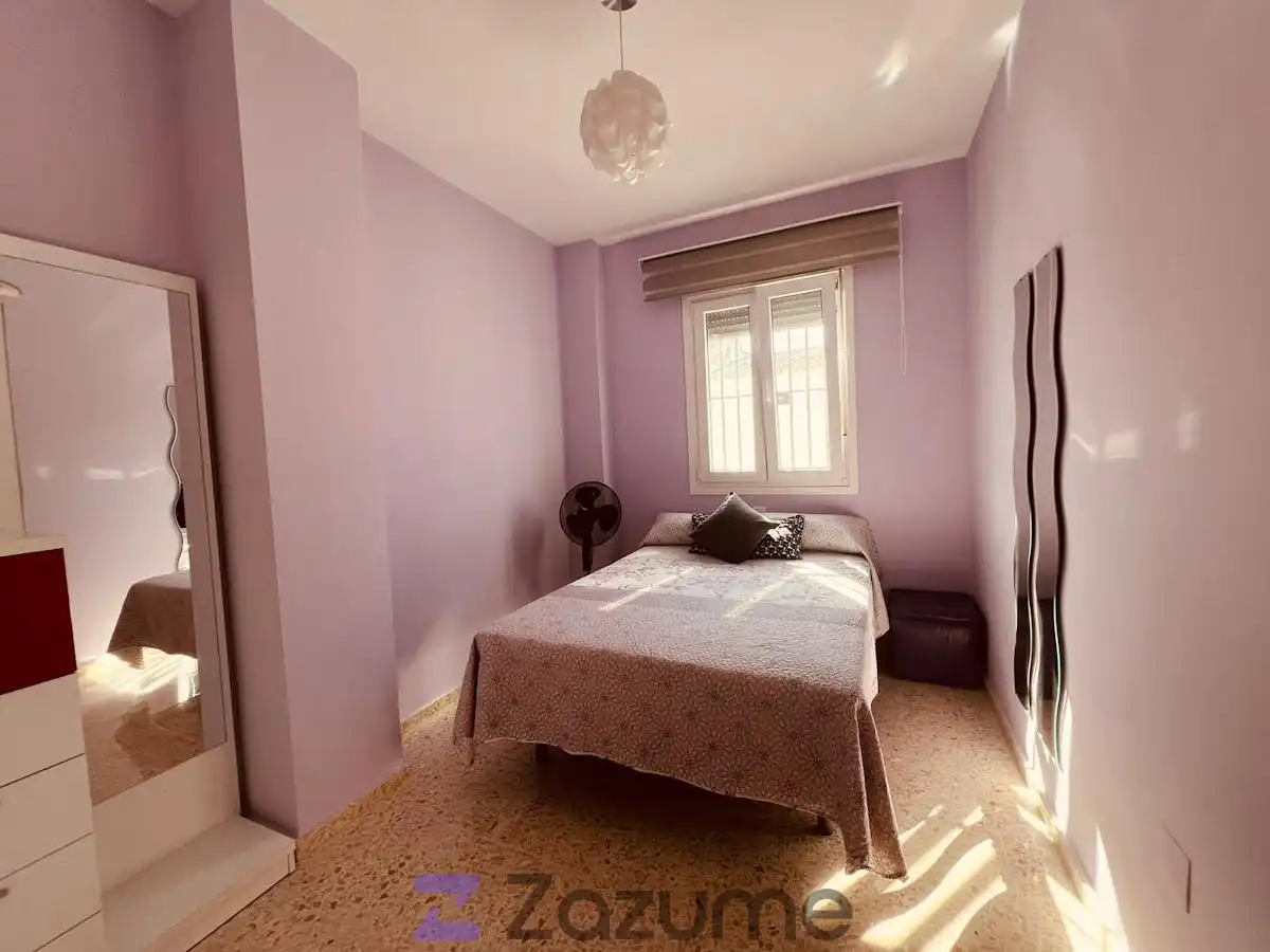 Casa adosada de alquiler en C. Pozo Amarguillo, Ayuntamiento - Barrio Alto