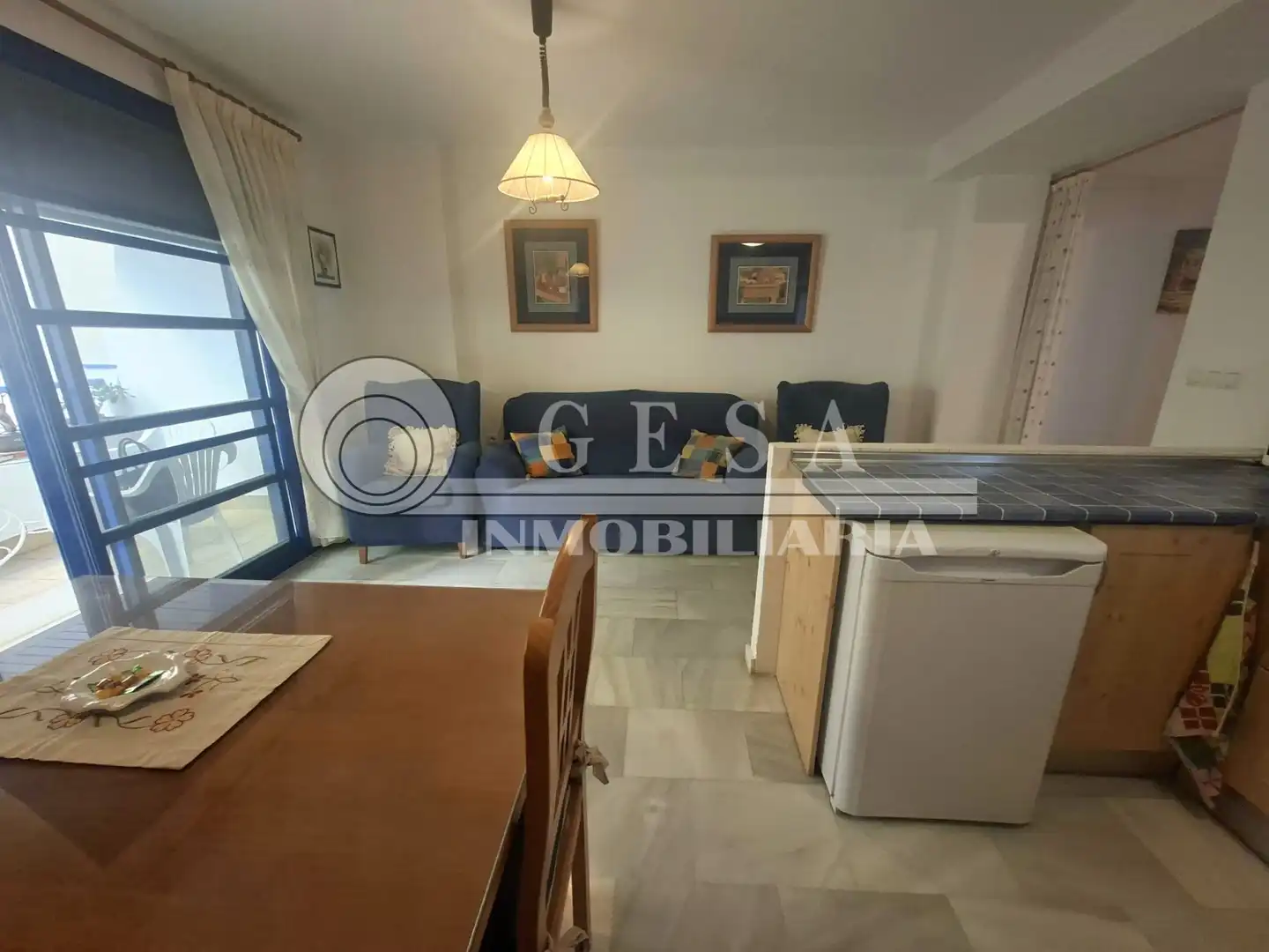Wohnung zum Verkauf in Torrox mit Terrasse, Abstellraum und Schwimmbad