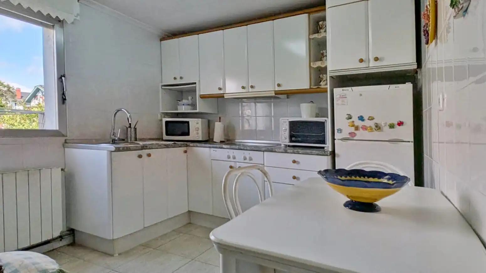 Cocina de Piso en venta en Camargo con Calefacción, Trastero y Balcón