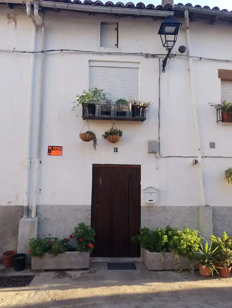 Vista exterior de Casa adosada en venda en Jarandilla de la Vera