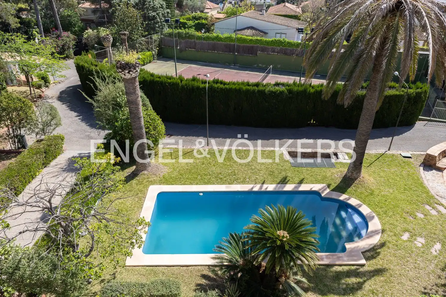 Piscina de Casa o xalet en venda en Náquera amb Calefacció, Jardí privat i Terrassa