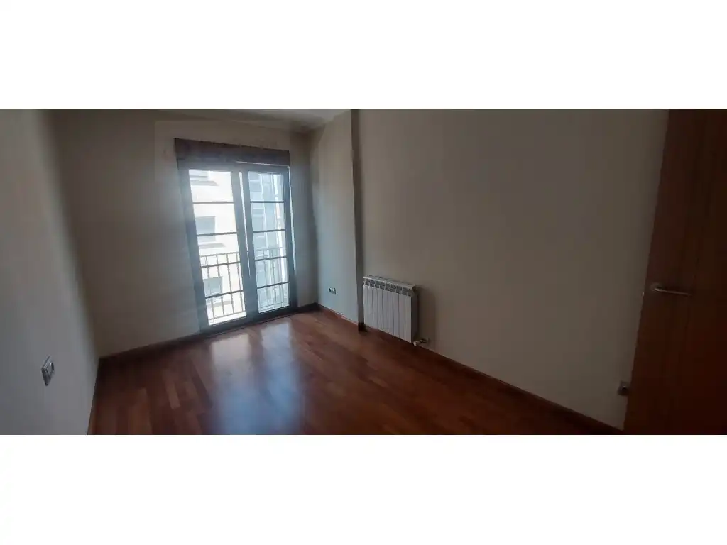 Habitación de Piso en venta en Silleda