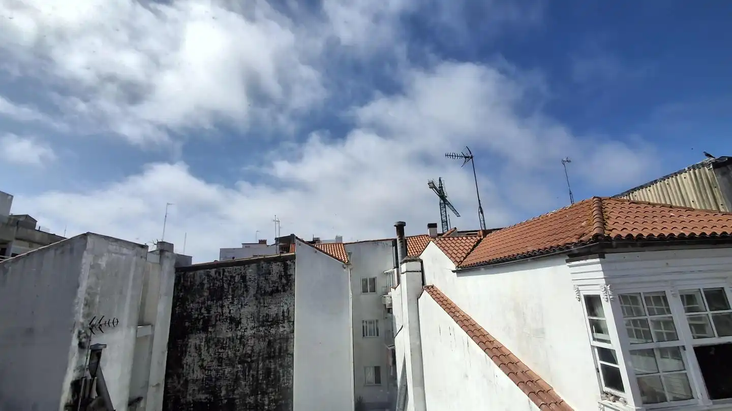 Außenansicht von Wohnung zur Miete in A Coruña Capital  mit Klimaanlage und Möbliert