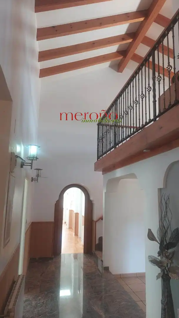 Haus oder Chalet zur Miete in Elche / Elx mit Privatgarten, Terrasse und Abstellraum