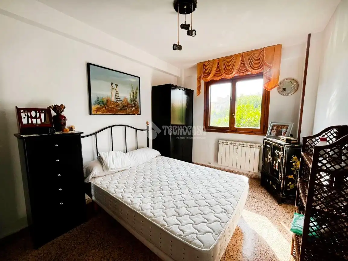 Habitación de Piso en venta en Utebo con Balcón