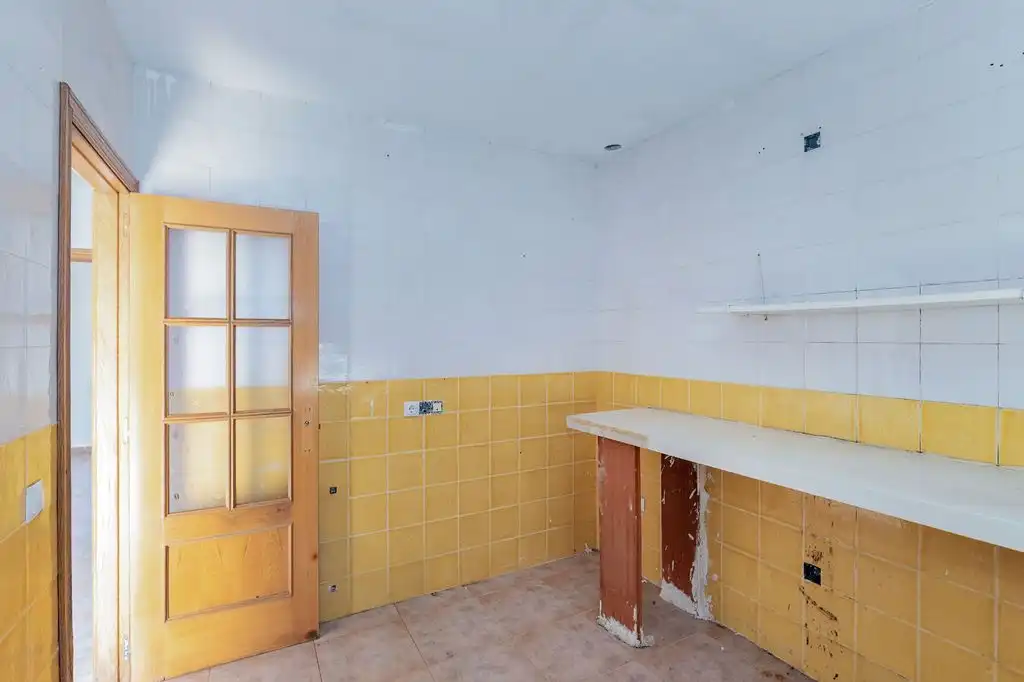 Houses for sale in Calle Miragredos, 3, Otero