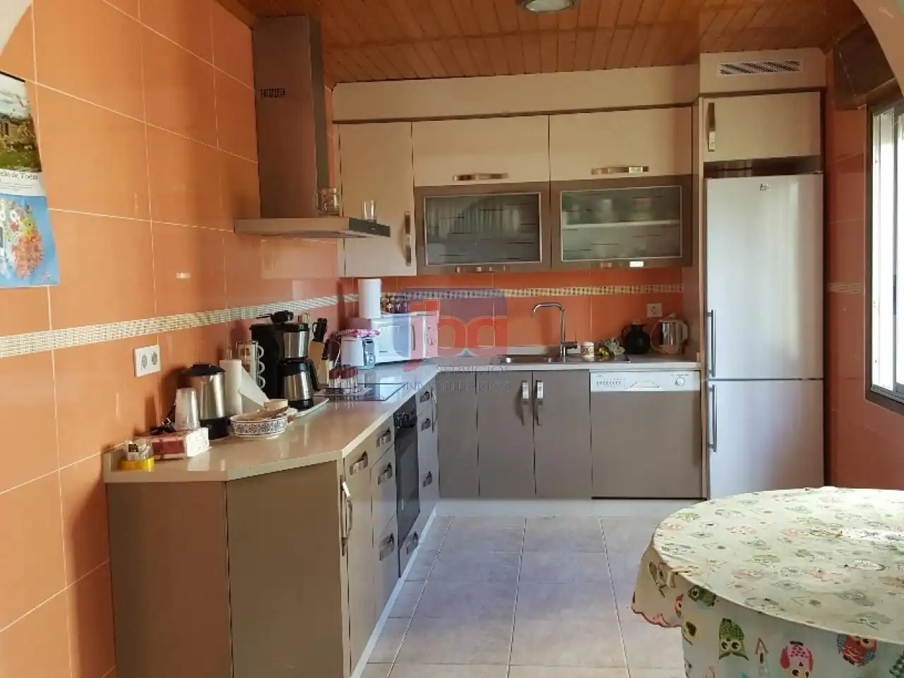 Xalet amb jardí en venda a Toén, imagen 6