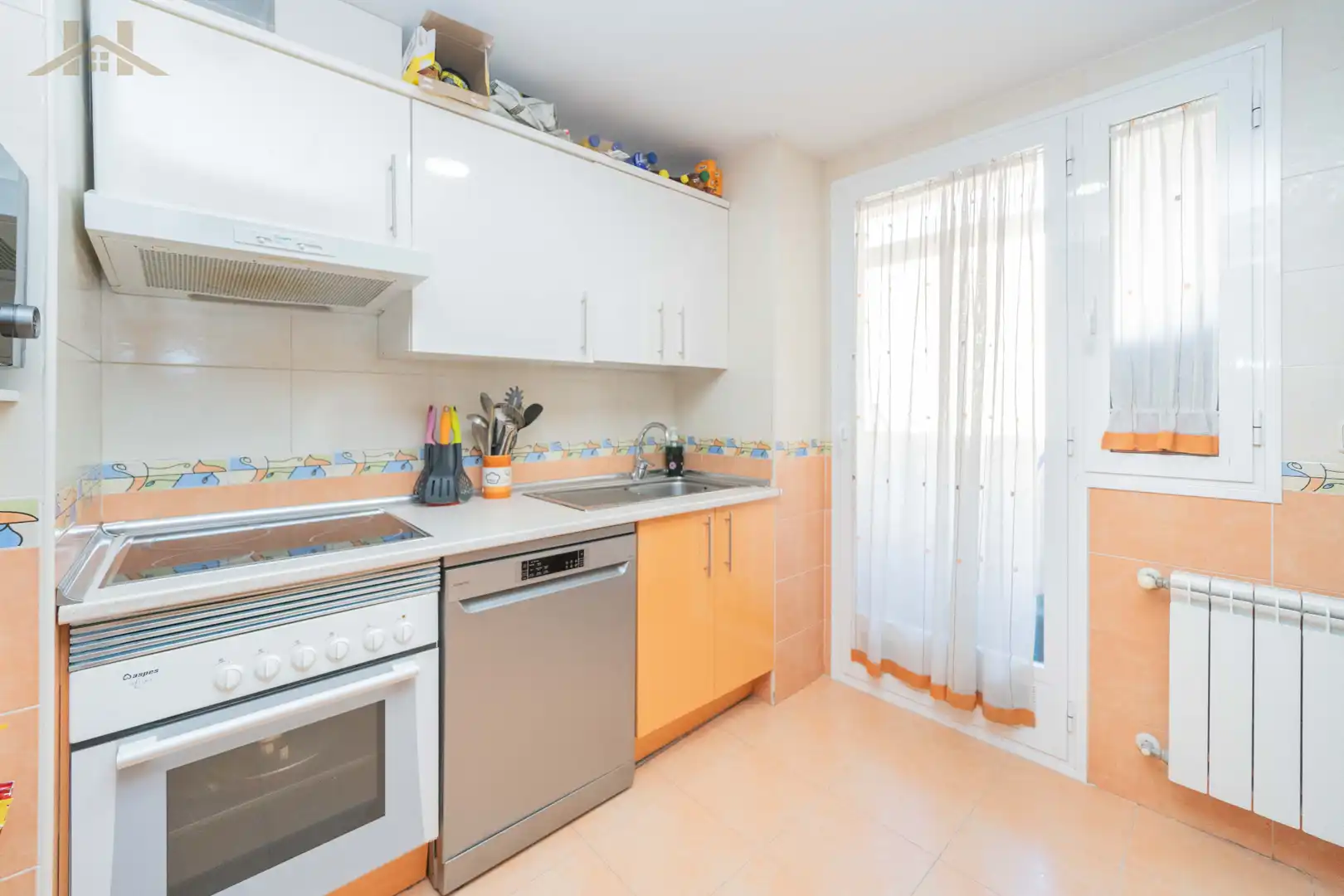 Flat with lift for sale in Calle París