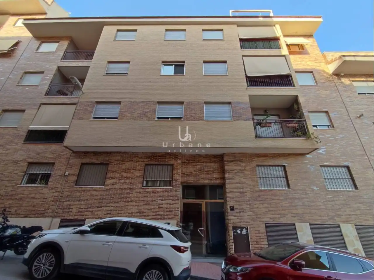 Flat with lift for sale in Calle Polo de Medina, imagen 2