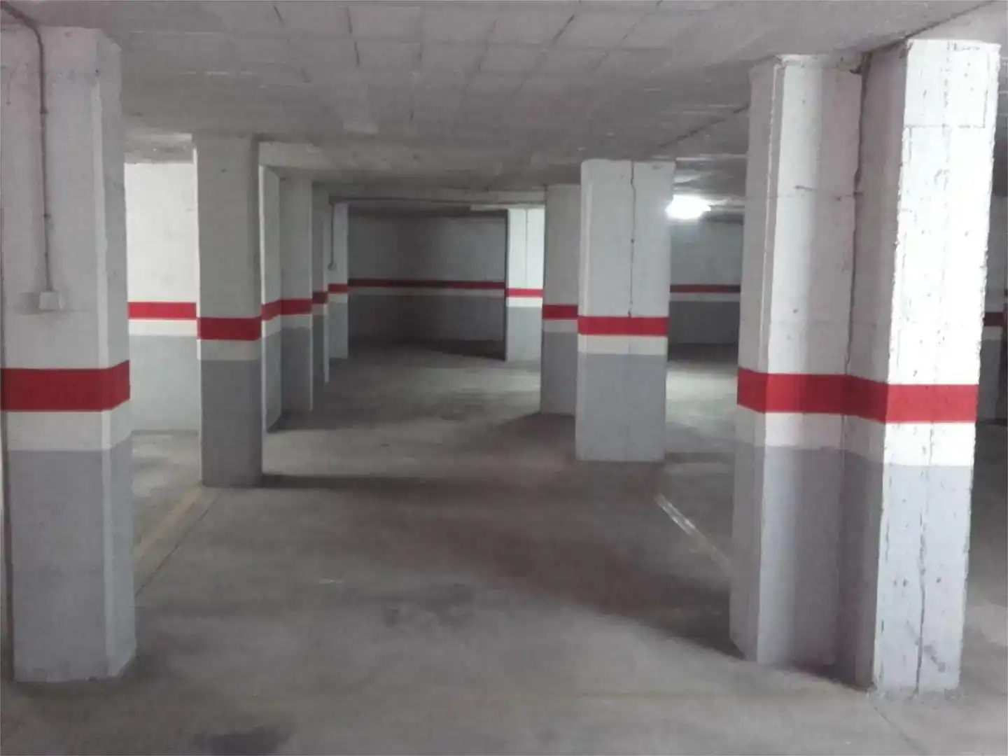Parkplatz von Garage zur Miete in Olot