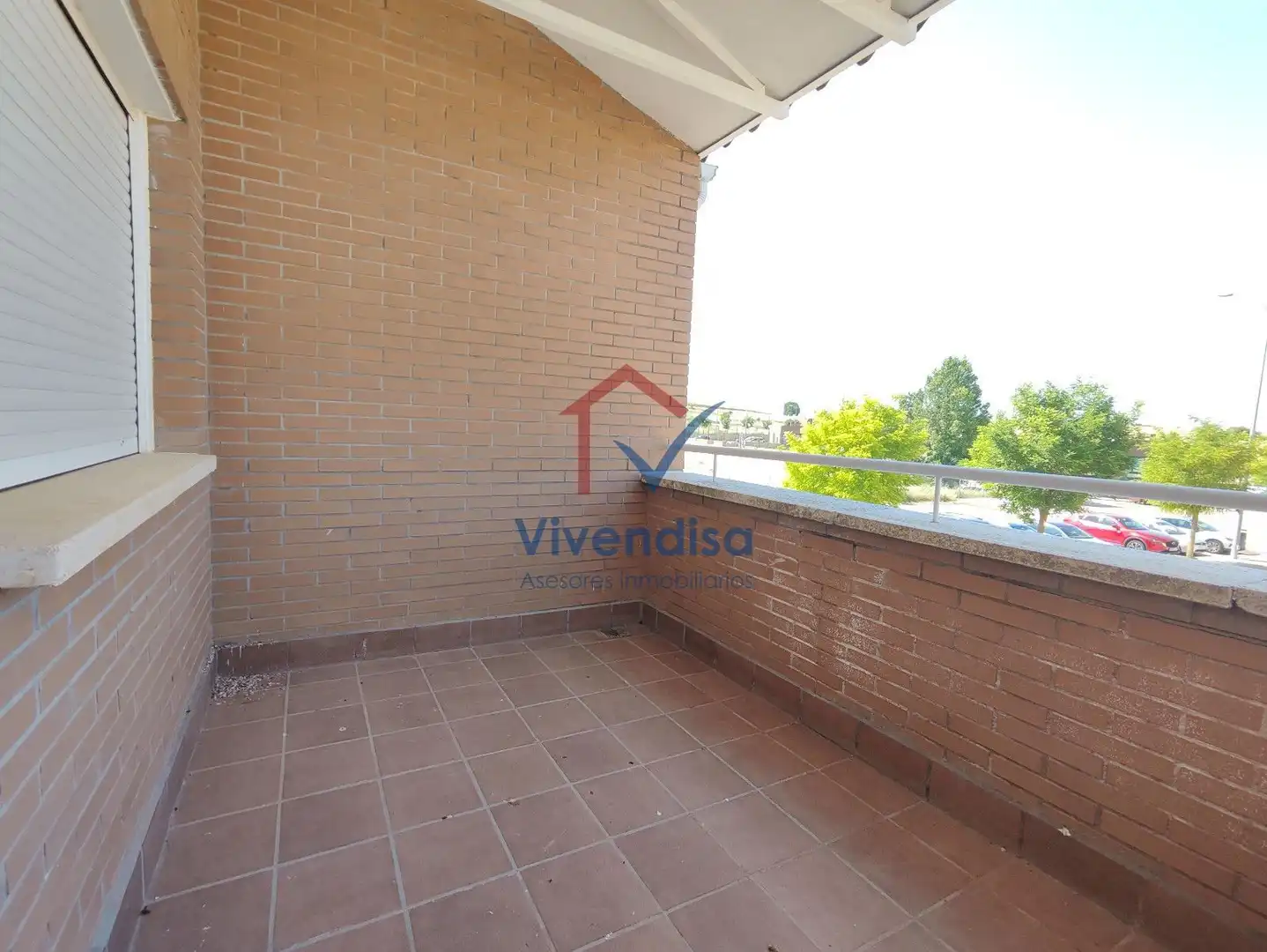 Terrasse von Einfamilien-Reihenhaus zur Miete in Torija mit Heizung, Privatgarten und Terrasse