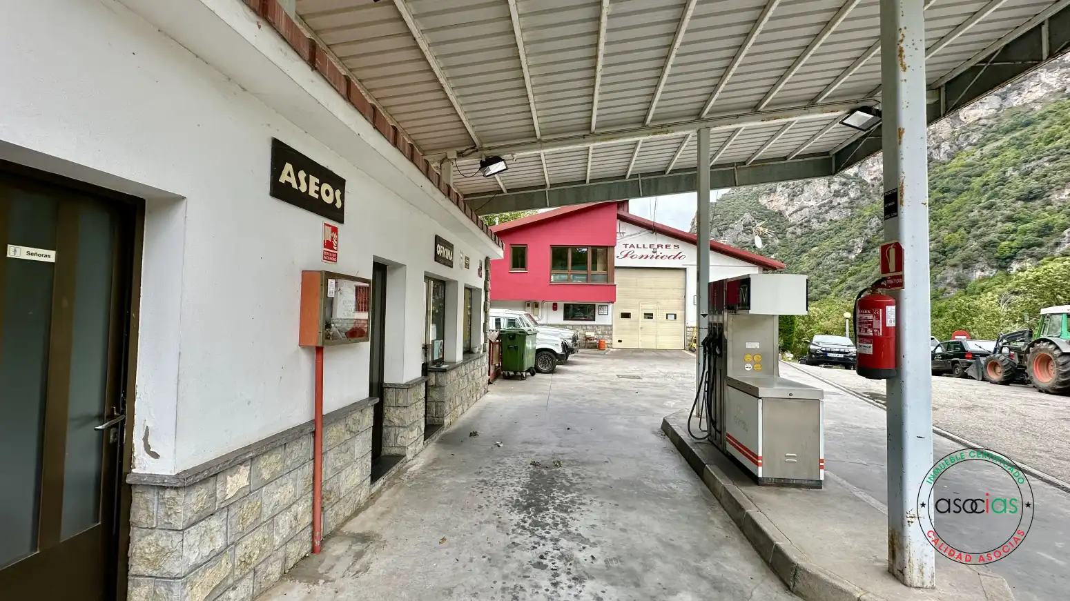 Business premises for sale in Pola de Somiedo - POLA DE SOMIEDO, imagen 4